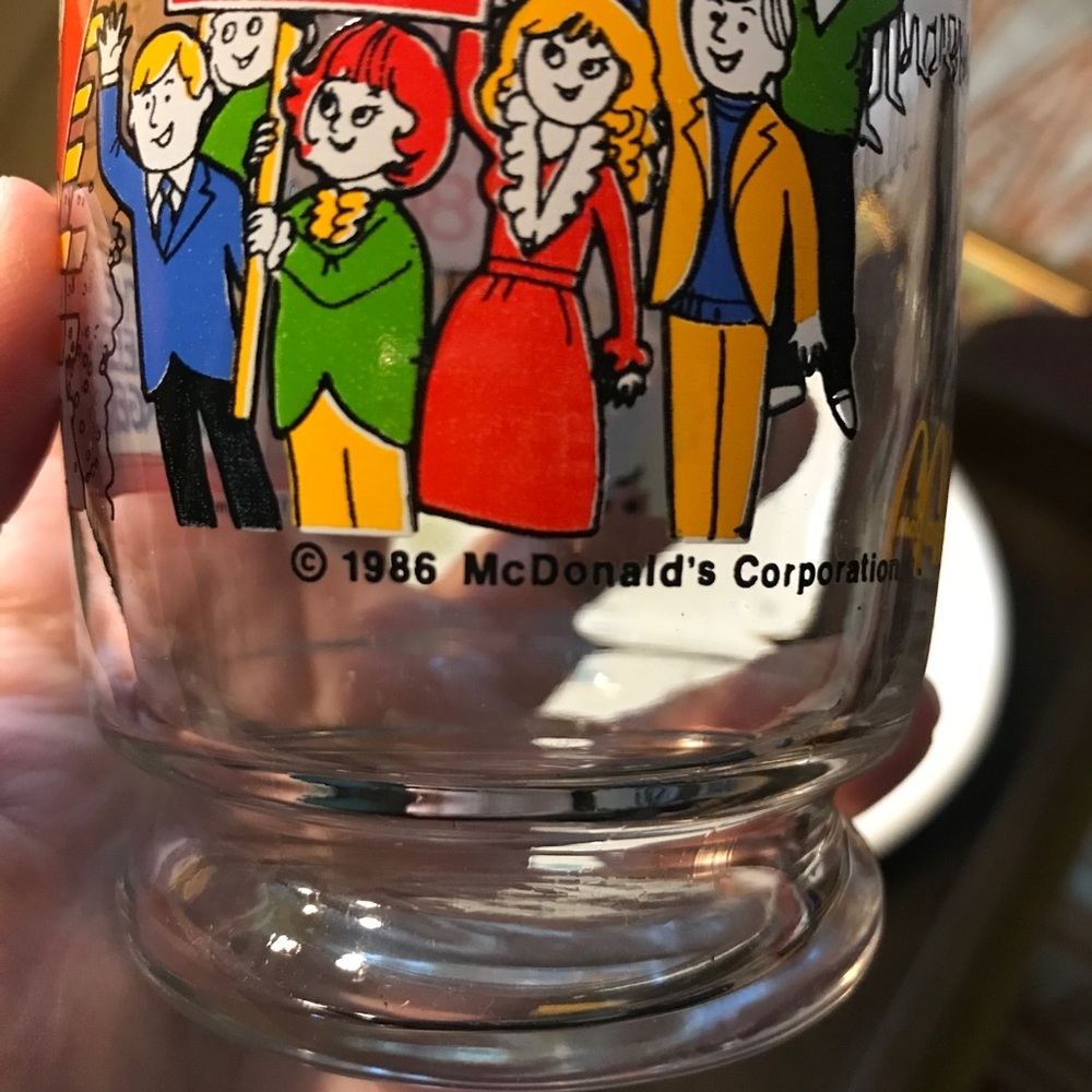 Vintage 1986 McDonald’s McVote Glass Cup - Picture 3 of 10